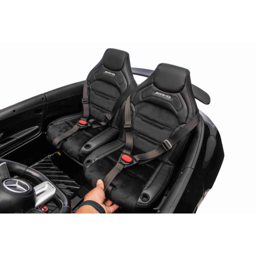 Auto Na Akumulator dla dzieci Mercedes Benz GT63 AMG Czarny DK-GT63